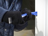 Ladri, furti, appartamenti. sicurezza, difendersi