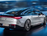 Dimensioni, motori e consumi Mercedes EQS