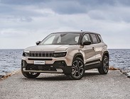 Jeep Avenger 2024: motorizzazioni e prezzi