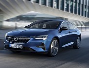Opinioni Opel Insignia 2021 nuova berlina