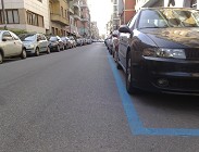 Parcheggi disabili strisce blu 