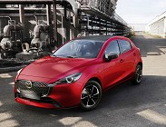 Mazda 2 2024 con incentivi